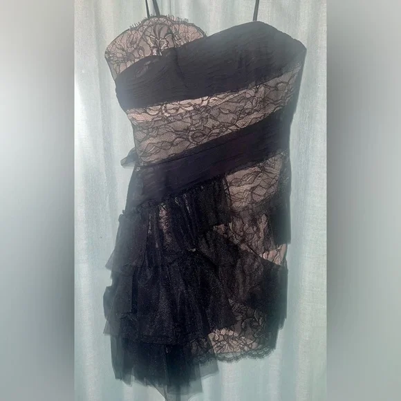 Bcbgmaxazria Dresses | Bcbgmaxazria Runway Strapless Black Lace Dress | Color: Black/Cream | Size: 10 | Cstjohn2016's Closet